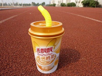 香飄飄：一杯奶茶如何賣到24億元？