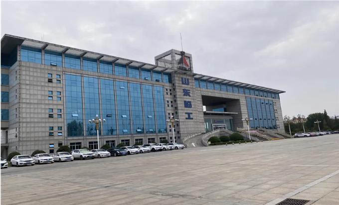 清大融商EMBA班走進山東臨工，邱鴻賓老師助力企業營銷賦能！