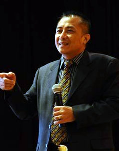 藍(lán)裕平