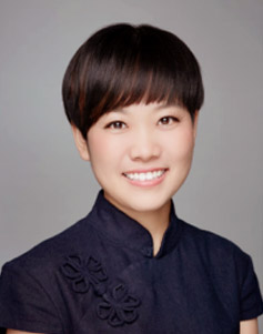 王靜（菲比）